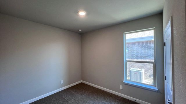 139 STANTON Avenue, Rhome, TX 76078