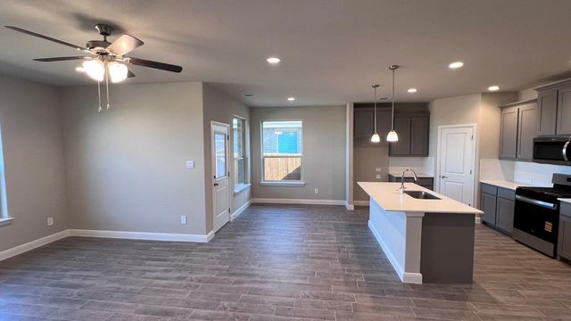 139 STANTON Avenue, Rhome, TX 76078