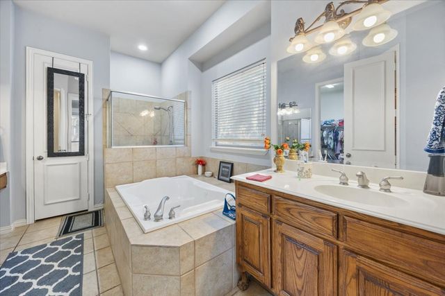 5315 Sun Meadow Drive, Grapevine, TX 76051