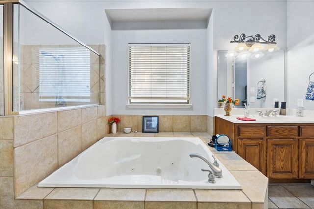 5315 Sun Meadow Drive, Grapevine, TX 76051