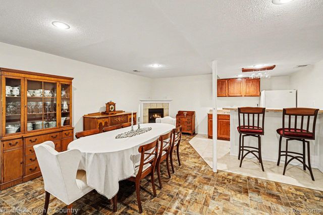 9358 Parkview Circle, Mundy Township, MI 48439