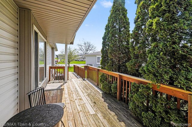 9358 Parkview Circle, Mundy Township, MI 48439