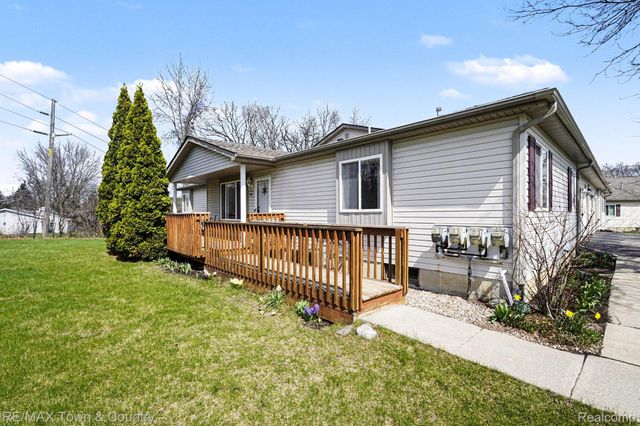 9358 Parkview Circle, Mundy Township, MI 48439