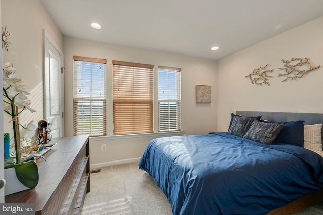 6106 CHRONICLE ST, Hyattsville, MD 20782