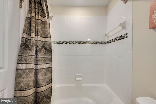6106 CHRONICLE ST, Hyattsville, MD 20782