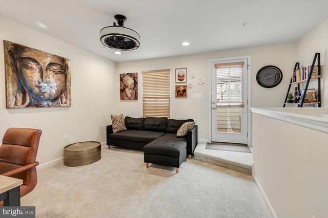 6106 CHRONICLE ST, Hyattsville, MD 20782