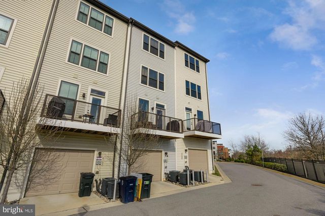 6106 CHRONICLE ST, Hyattsville, MD 20782