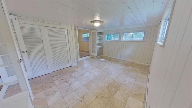 6374 HAMPTON DRIVE N, St Petersburg, FL 33710
