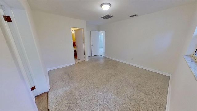 6374 HAMPTON DRIVE N, St Petersburg, FL 33710