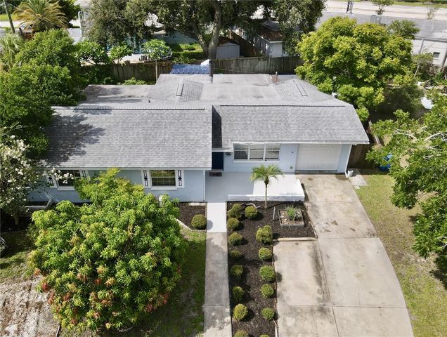6374 HAMPTON DRIVE N, St Petersburg, FL 33710