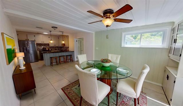 6374 HAMPTON DRIVE N, St Petersburg, FL 33710