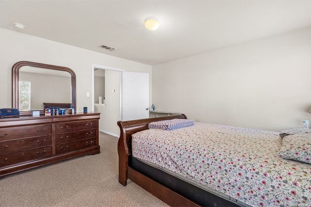 7815 Kingsbury Wood, San Antonio, TX 78240