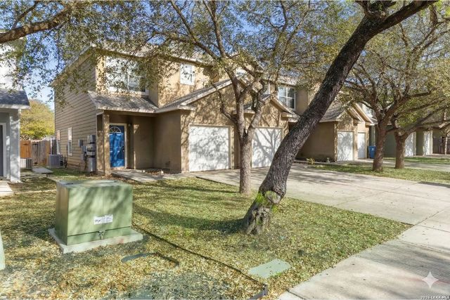 7815 Kingsbury Wood, San Antonio, TX 78240
