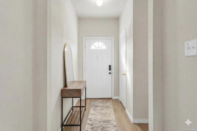 7815 Kingsbury Wood, San Antonio, TX 78240