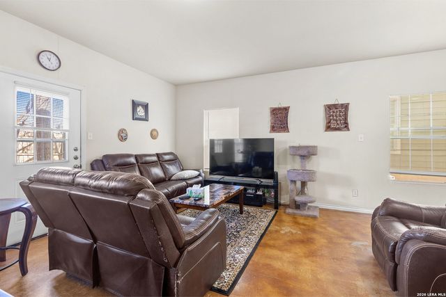 7815 Kingsbury Wood, San Antonio, TX 78240