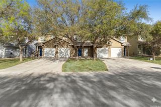 7815 Kingsbury Wood, San Antonio, TX 78240