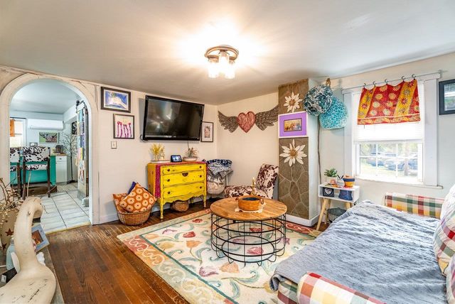 3183 JOLLETT RD, Elkton, VA 22827