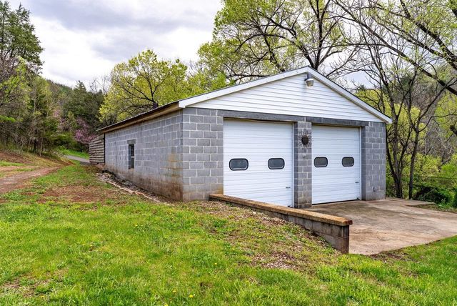 3183 JOLLETT RD, Elkton, VA 22827