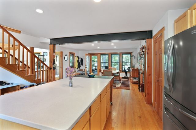 159 Lake Street, Tisbury, MA 02568