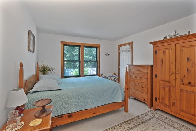 159 Lake Street, Tisbury, MA 02568