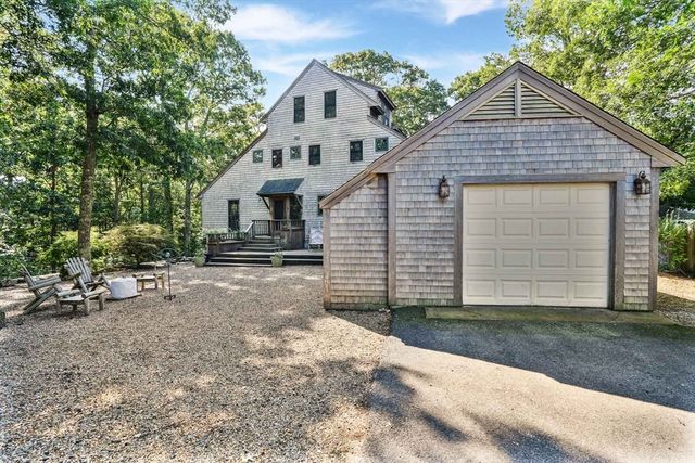159 Lake Street, Tisbury, MA 02568