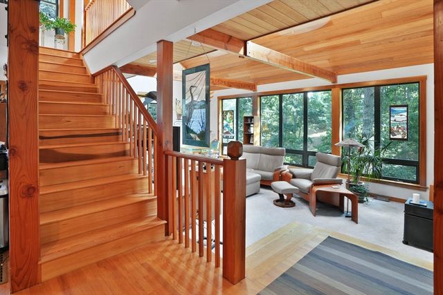 159 Lake Street, Tisbury, MA 02568