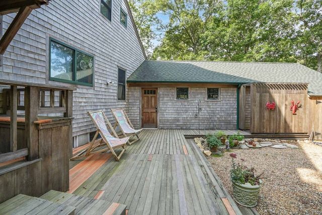 159 Lake Street, Tisbury, MA 02568
