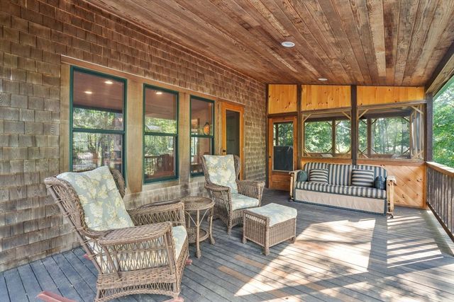 159 Lake Street, Tisbury, MA 02568