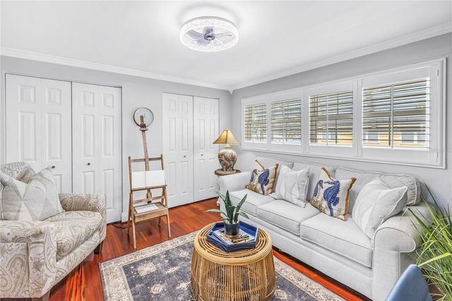 1010 PASS A GRILLE WAY 2, St Pete Beach, FL 33706
