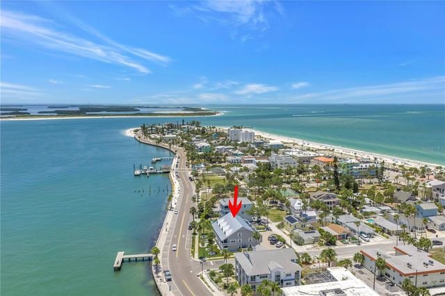 1010 PASS A GRILLE WAY 2, St Pete Beach, FL 33706