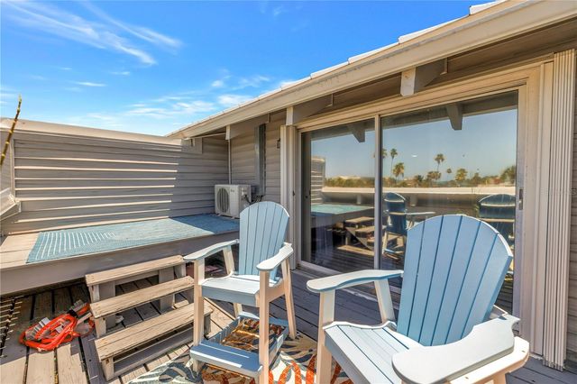 1010 PASS A GRILLE WAY 2, St Pete Beach, FL 33706
