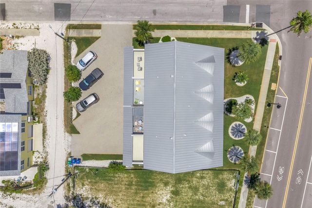 1010 PASS A GRILLE WAY 2, St Pete Beach, FL 33706