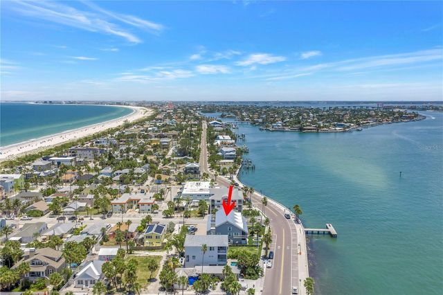 1010 PASS A GRILLE WAY 2, St Pete Beach, FL 33706