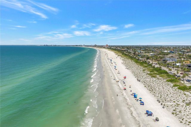 1010 PASS A GRILLE WAY 2, St Pete Beach, FL 33706