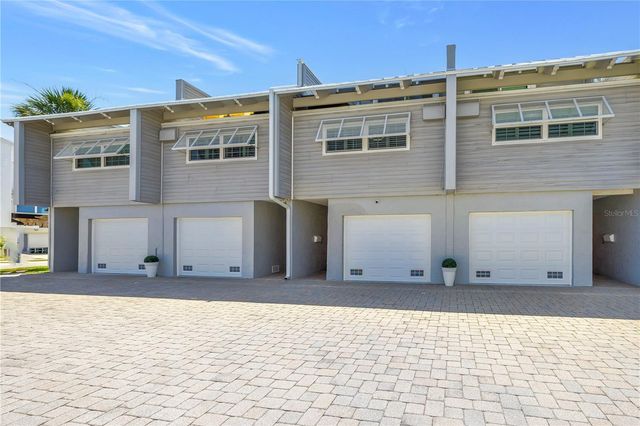 1010 PASS A GRILLE WAY 2, St Pete Beach, FL 33706