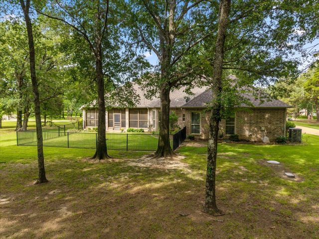 141 Private Road 5944, Yantis, TX 75497