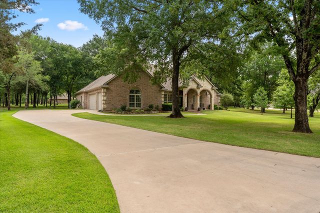 141 Private Road 5944, Yantis, TX 75497