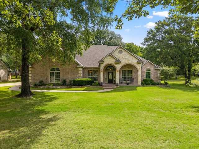 141 Private Road 5944, Yantis, TX 75497