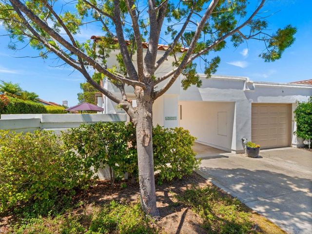 4925 Icaria Way, Oceanside, CA 92056