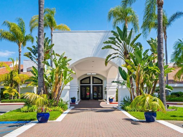4925 Icaria Way, Oceanside, CA 92056