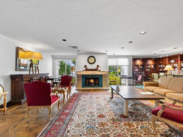 4925 Icaria Way, Oceanside, CA 92056