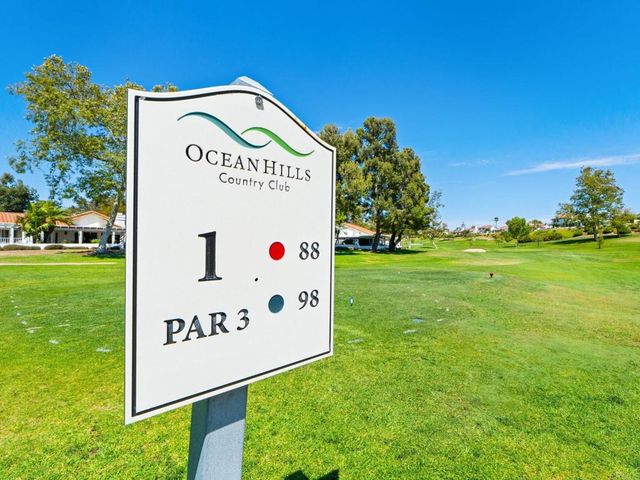 4925 Icaria Way, Oceanside, CA 92056