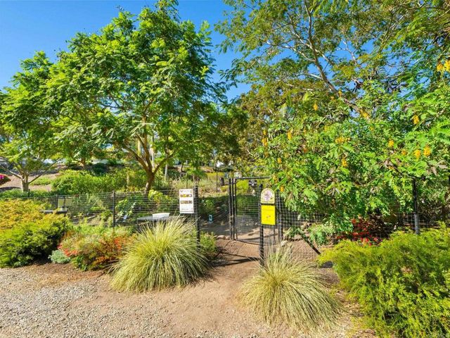4925 Icaria Way, Oceanside, CA 92056