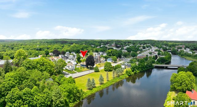 110 Church Street, Putnam, CT 06260