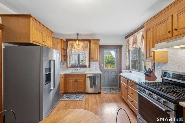 110 Church Street, Putnam, CT 06260
