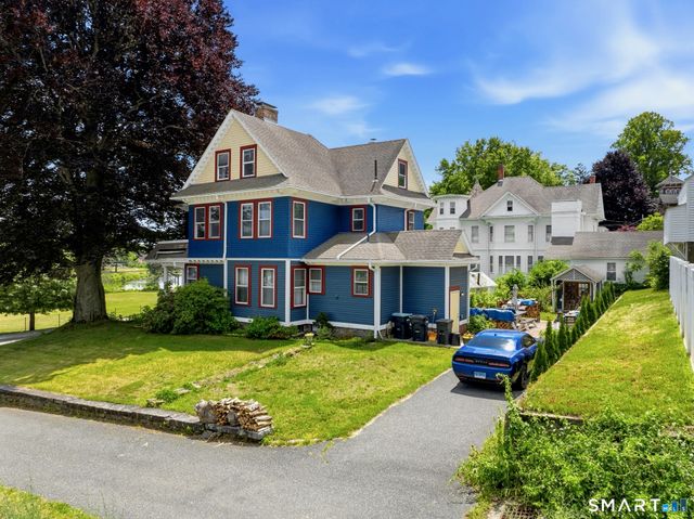 110 Church Street, Putnam, CT 06260