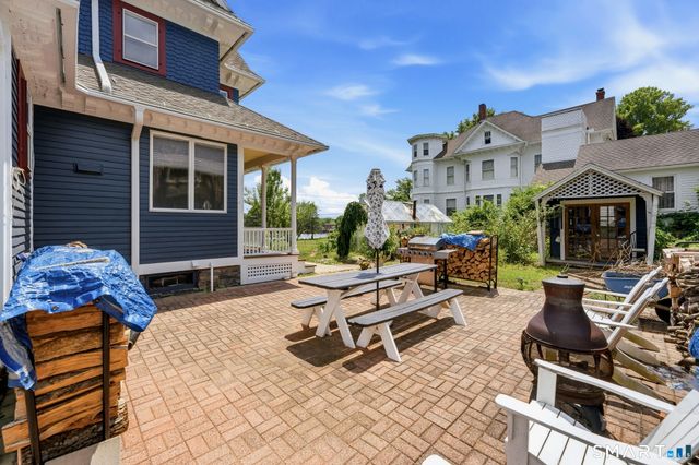 110 Church Street, Putnam, CT 06260
