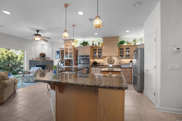 5 Gandia Place, Hot Springs Village, AR 71909