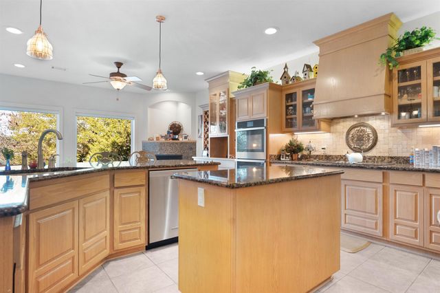 5 Gandia Place, Hot Springs Village, AR 71909