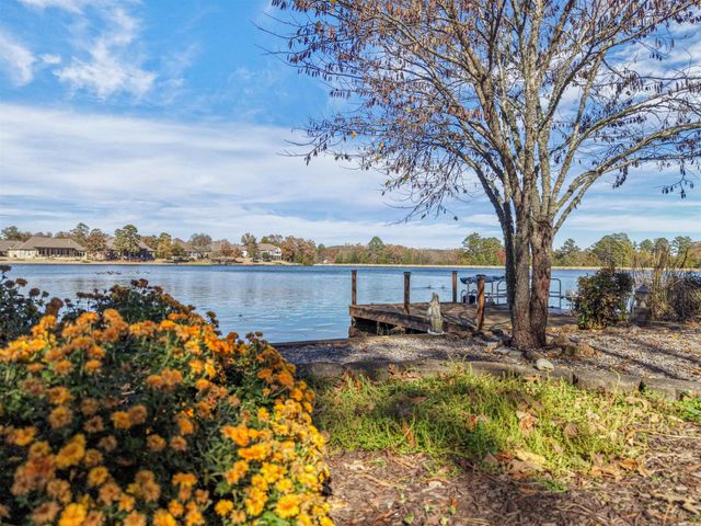 5 Gandia Place, Hot Springs Village, AR 71909